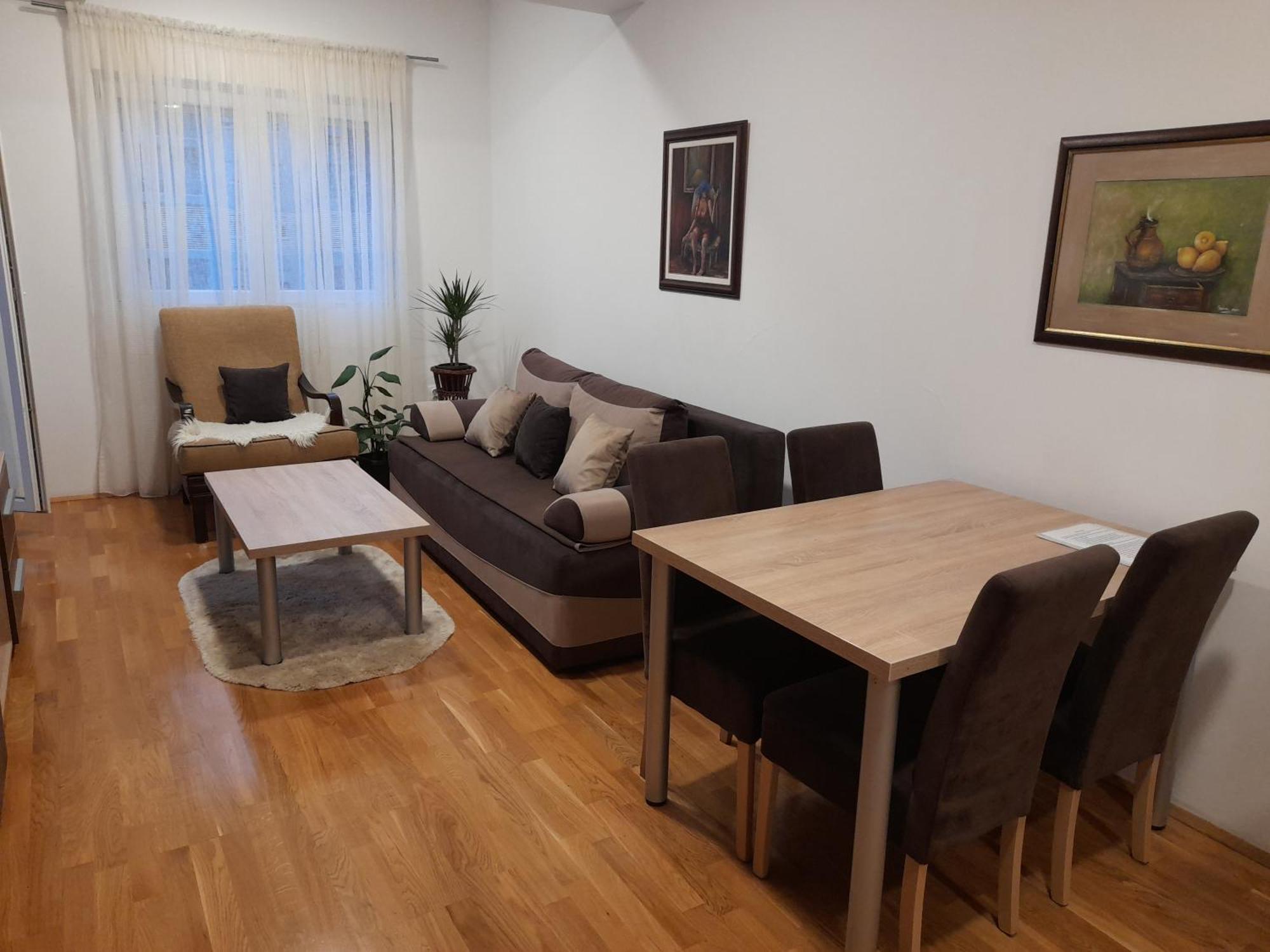 Apartamento Ogi Apartman Podgorica Exterior foto